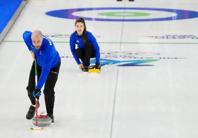 February 6: pictures of the day