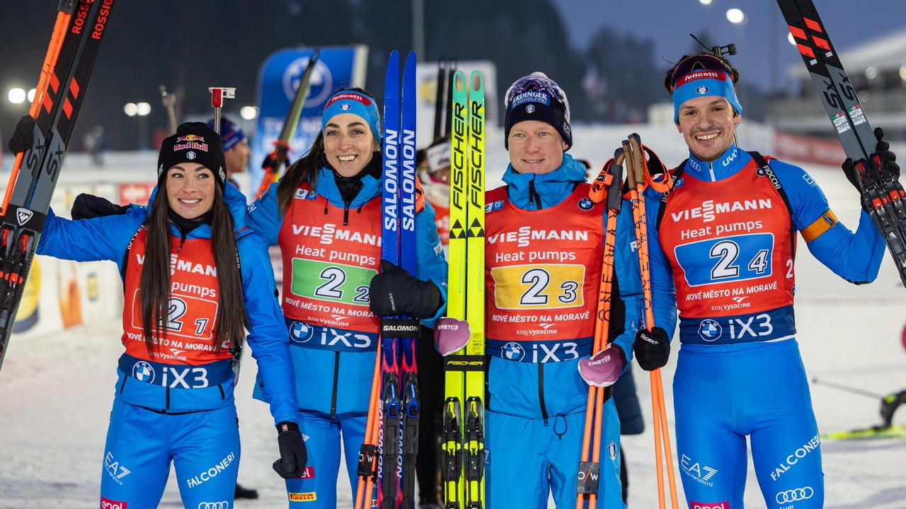 Nové Město: Wierer, Vittozzi, Hofer e Giacomel trionfano nella 4x6 km mista di Coppa del Mondo