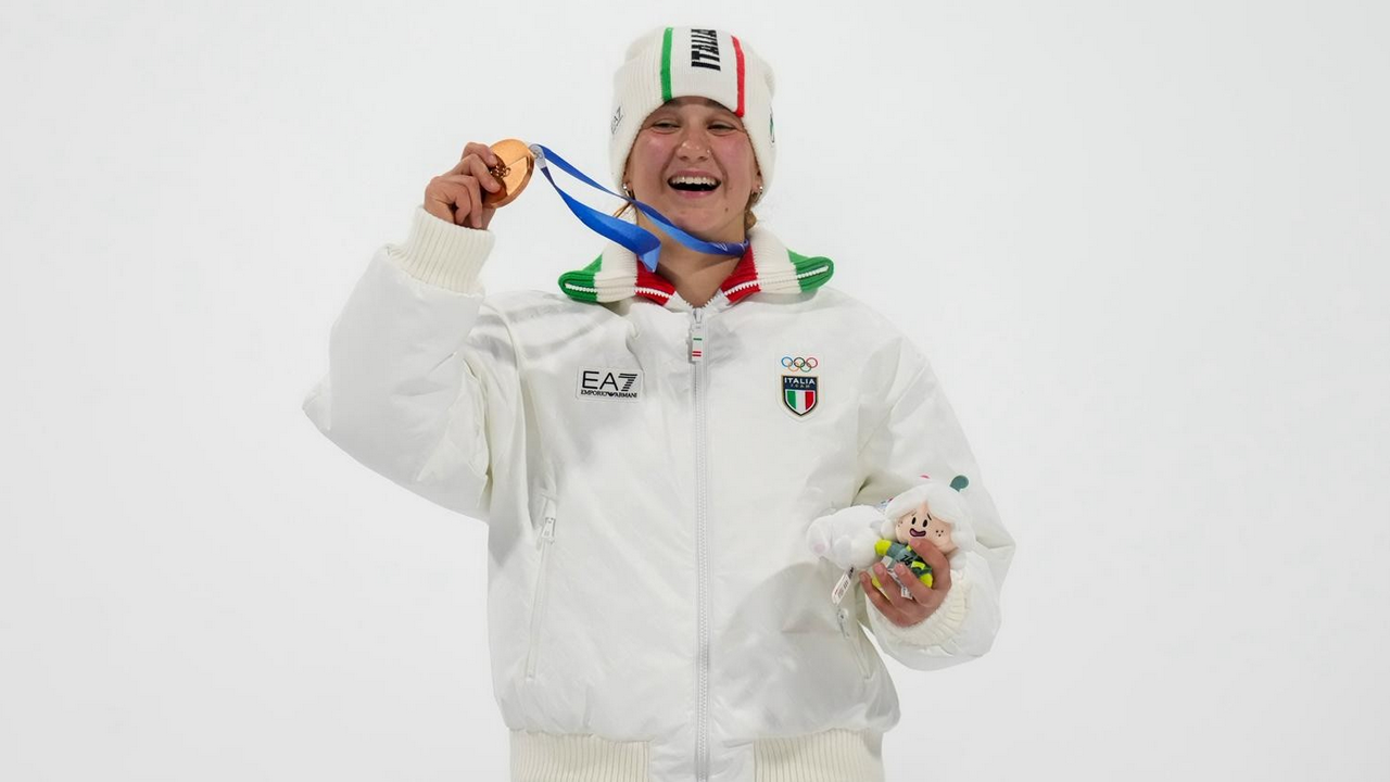 Big Air: Flora Tabanelli produces heroics to claim historic bronze in Livigno